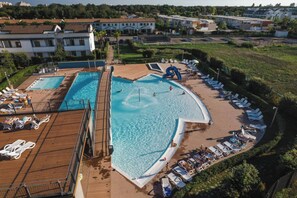 Appartement, 3 chambres, balcon | Piscine