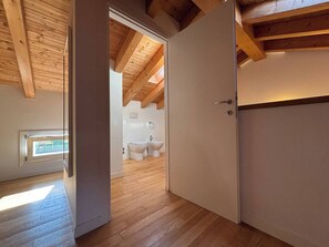 Appartamento, 3 camere da letto, balcone | Bagno