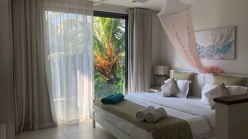 Apartment, 2 Bedrooms, Balcony, Mountain View | 2 bedrooms