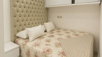 Chalet, 1 Bedroom, Accessible, Smoking | 1 bedroom