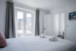 4 habitaciones, wifi gratis y ropa de cama 