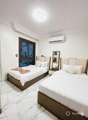 Chalet, 2 Bedrooms, Accessible, Smoking