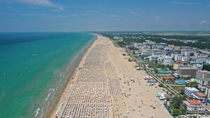 Unclassified image, 4 of 24, button - Peaceful Villa With Garden 500mt From the sea (San Michele al Tagliamento)
