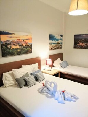 2 chambres, fer et planche à repasser, lit parapluie, Wi-Fi gratuit