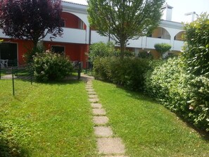 Apartment, 1 Schlafzimmer, Balkon | Unterkunftsgelände