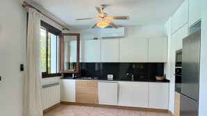 Villa, 3 soverom, privat basseng, hageutsikt | Innvendig