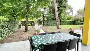 Villa, 3 soverom, privat basseng, hageutsikt | Terrasse/patio