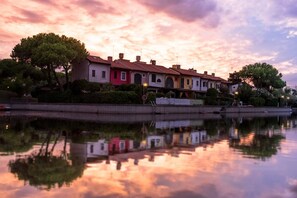 Villa, 3 Schlafzimmer, eigener Pool, Gartenblick | Aussenbereich