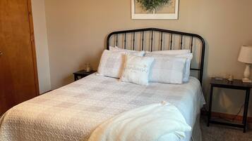 3 habitaciones, tabla de planchar con plancha, cuna de viaje y wifi