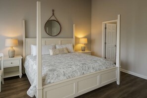 2 bedrooms, iron/ironing board, travel cot, WiFi