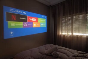 2 bedrooms, in-room safe, free WiFi, bed sheets