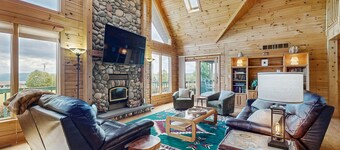 Beautiful lake view home with decks, grill, soaking tub & fireplace