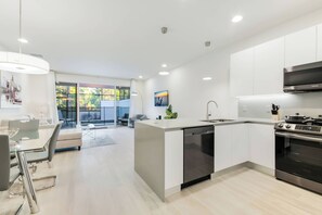 Microwave, oven, dishwasher
