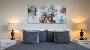 4 bedrooms, bed sheets - Brand new Thome w/ Pool at Hidden Forest (Clermont)