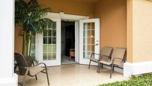 Unclassified image, 2 of 26, button - Charming Retreat: Apt Near Orlando Attractions (Kissimmee)