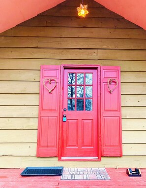 Apartemen, 3 kamar tidur, teras, pemandangan kebun | Pintu masuk properti