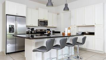 Estudio (5 Bedrooms) | Interior