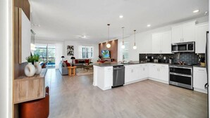 Interior - Magnificent Themed House With Gaming Room (Kissimmee)