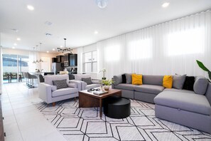 TV - Brand new 5 Bedroom Home Close to Disney Wl3428 (Davenport)