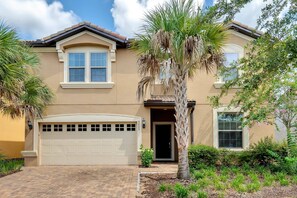 Interior - Cozy Home With Private Pool (Kissimmee)