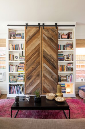 Interior - Stylish Downtown Boulder Home- Walk Everywhere (Boulder)