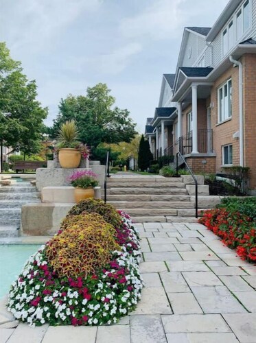 La Place Art Stay 1 King kitchenette LR F Bath