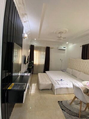 3 Schlafzimmer, Bügeleisen/Bügelbrett, WLAN, Bettwäsche