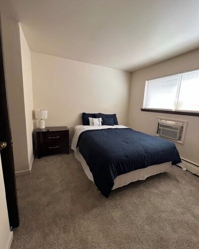 Chic Urban Retreat: Newly Renovated Condo Minutes from Downtown Stamford