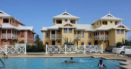 TPL Condo Tropicana 26A