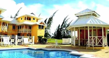 TPL Condo Tropicana 26A