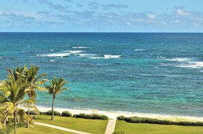 Beach - Luxury Condo at Dawn Beach St Martin right on the water (Sint Maarten)