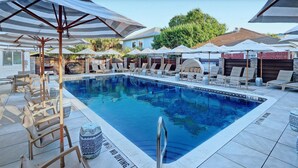 Condo, varias camas (Crawford Chic + Coastal) | Alberca