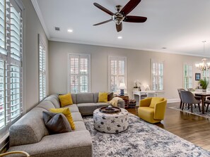 Condo, Multiple Beds (Crawford Chic + Coastal) | Interior