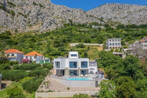 Exterior - Villa Fenella - Three Bedroom Villa, Sleeps 6 (Omis)