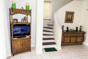 Interior - Beach Walk Villa 1 (Cas-en-Bas)