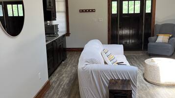 Smart TV, fireplace, books