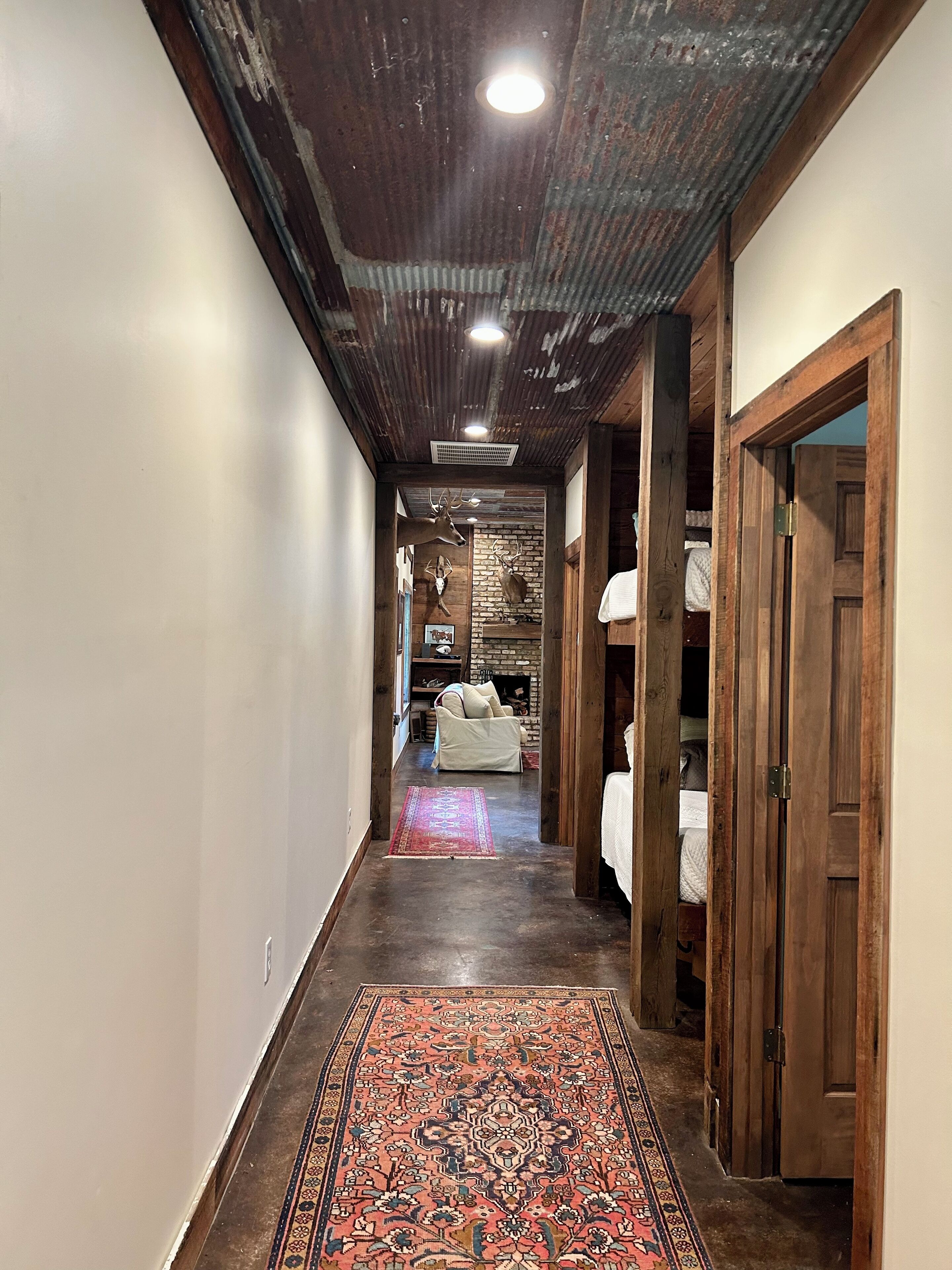 2 chambres, fer et planche à repasser, Wi-Fi gratuit, draps fournis