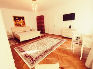 1 bedroom, desk, iron/ironing board, free WiFi - Casa Young&Jung Sibiu (Sibiu)