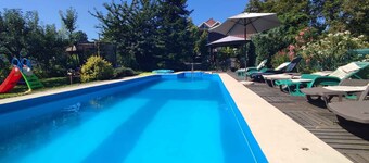 Holiday apartment with outdoor pool and air conditioning