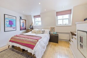 3 bedrooms, iron/ironing board, WiFi, bed sheets - Beautiful Mews House - Notting Hill (PBM) (London)