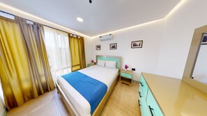 أغطية فراش متميزة وألحفة محشوة بالريش وأسرّة بطبقة علوية مريحة