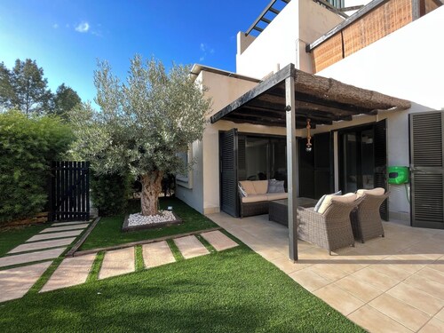 Corvera Gardens, Corvera Golf and Country Club