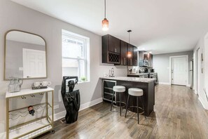 Fridge, microwave, oven, stovetop - Trendy & Luxe 2BR/2BA - West Town near 'L' & Dtwn (Chicago)