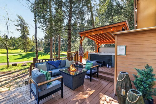 Evergreen · Golf Course! Hot Tub•Sauna•Firepit•Pets