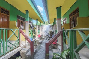 Lobby - Hotel O Jayanni (Sumbawa Besar)