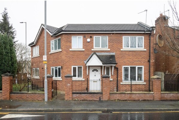 House, Multiple Beds | Exterior - New Manchester Getaway Home (Manchester)