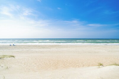 Oceanfront Updated 5BR Duplex. Dog friendly!