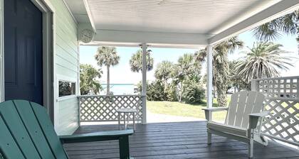 1 Minute Walk to Ocean-Charming Downtown Beachside Home with Mother-In-Law Suite