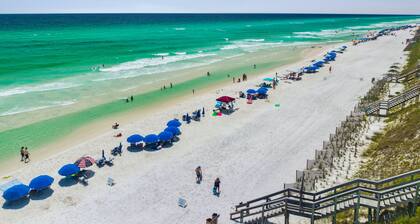 30A Beach House - Crows Nest by PHG