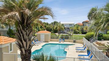 Seasonal outdoor pool, pool umbrellas, sun loungers